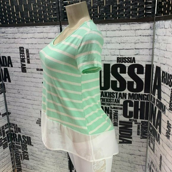 Cha Cha Vente M Mint Green Striped Sheer Step- Hem Short Sleeve Tee - Picture 5 of 6